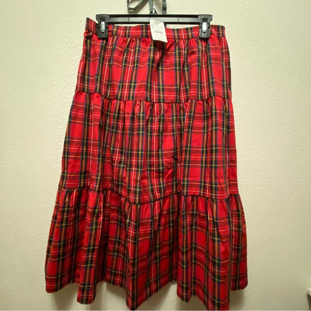 NWT J.Crew Tiered Ruffle Skirt in Good Tidings Plaid 🧣🎄